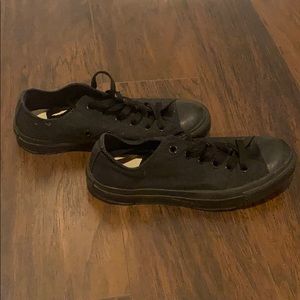 Black converse